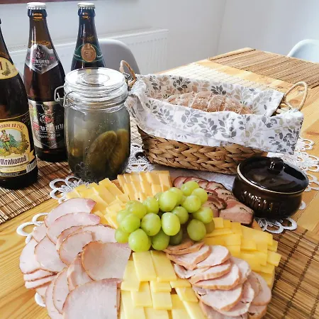 Nad Potokiem Z Alpakami 木屋 *