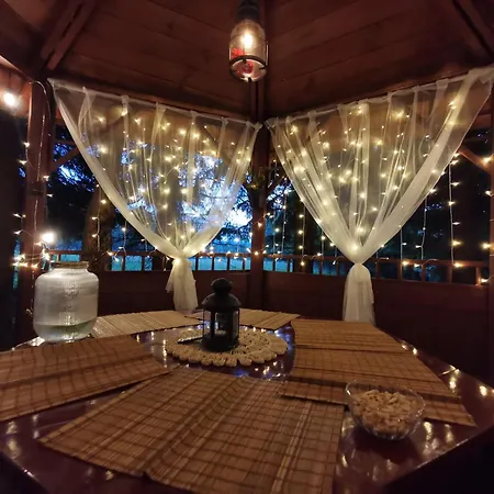 Nad Potokiem Z Alpakami