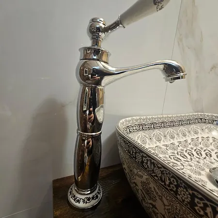 Nad Potokiem Z Alpakami *