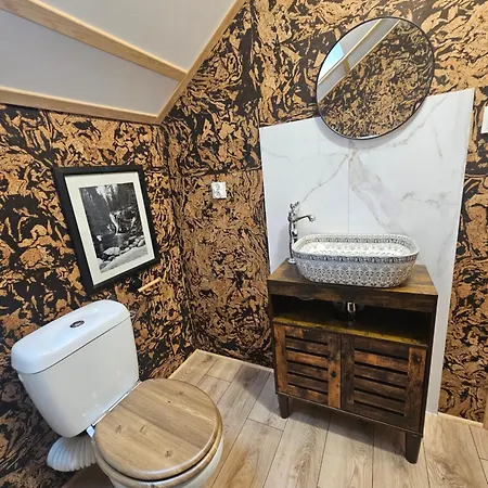 Nad Potokiem Z Alpakami 木屋 *